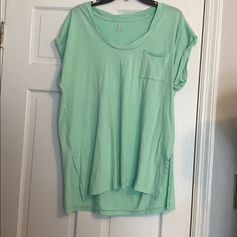 Pull over t shirt